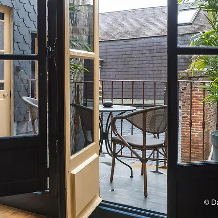 Apartment Suites Mana- Studio Art Deco Avec Terrasse - Place Ducale- Parking Inclus Charleville-Mezieres