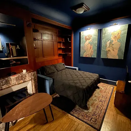 Mana- Art Ducal Avec Terrasse Sur L'arriere De La Place Ducale Parking Inclus * Charleville-Mézières